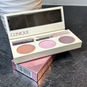 NEW Clinique Great Looks‎ 101 Pinks Pallette - Eyeshadow, Blusher & Glosswear